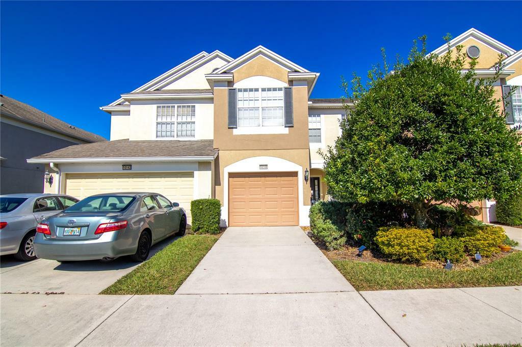 Property Photo:  10144 Pink Palmata Court  FL 33578 