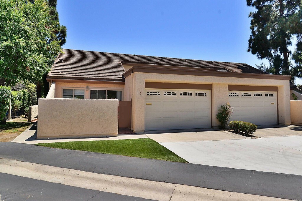 Property Photo:  832 Cinnamon Ct  CA 91910 