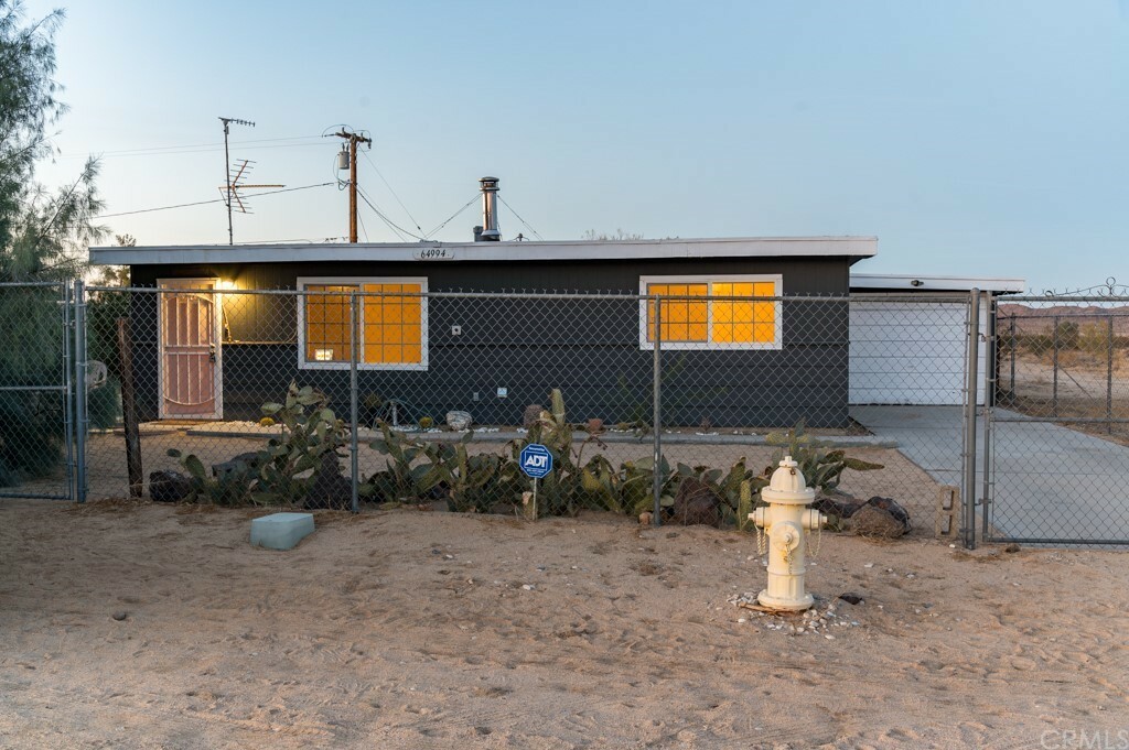 Property Photo: 64994 Walpi Drive CA 92252
