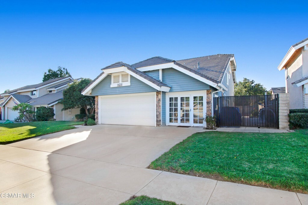 Property Photo:  2629 Nutmeg Circle  CA 93065 