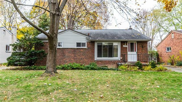 Property Photo:  29868 Westfield Street  MI 48150 