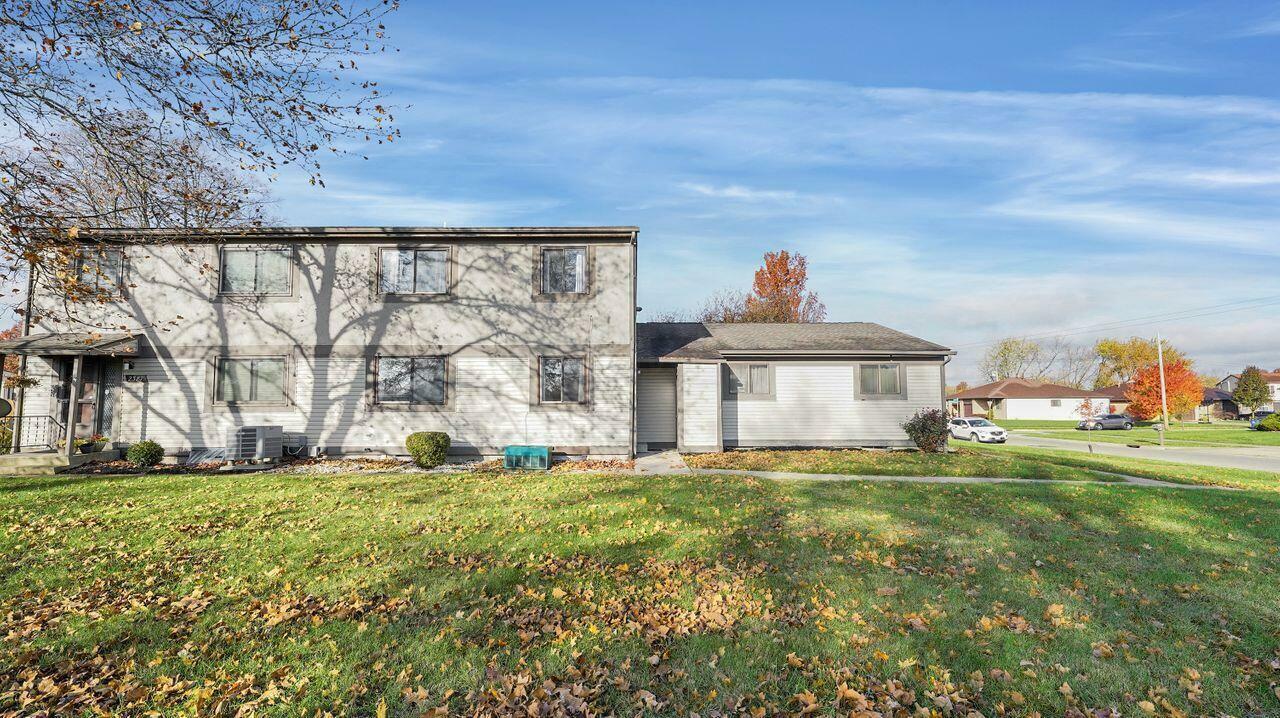 Property Photo: 2385 Laurelwood Drive OH 43229