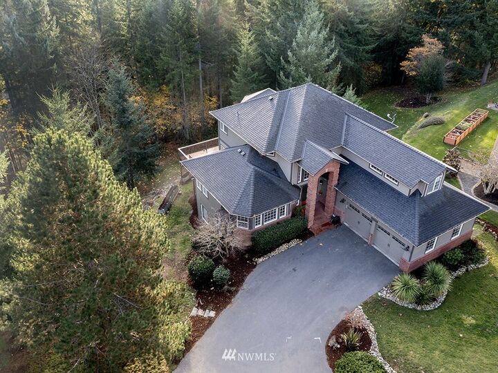 Property Photo:  35539 SE 41st Street  WA 98024 