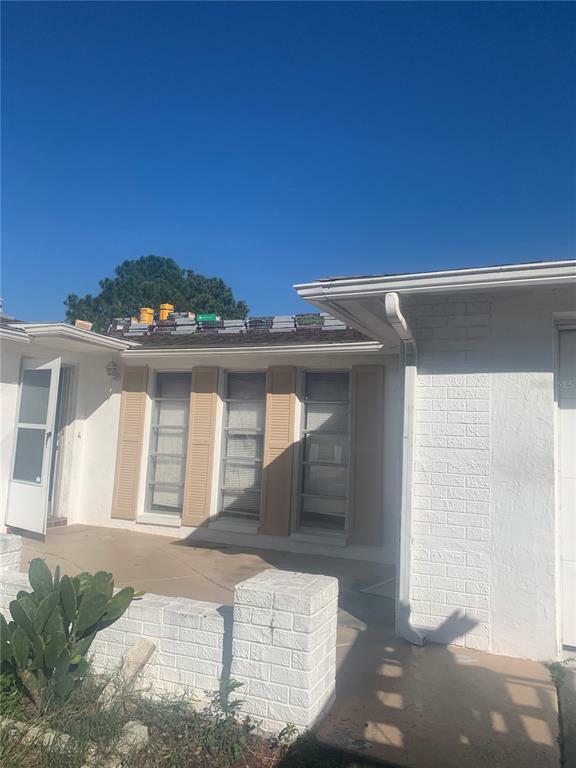 Property Photo: 11014 Tamarix Avenue FL 34668