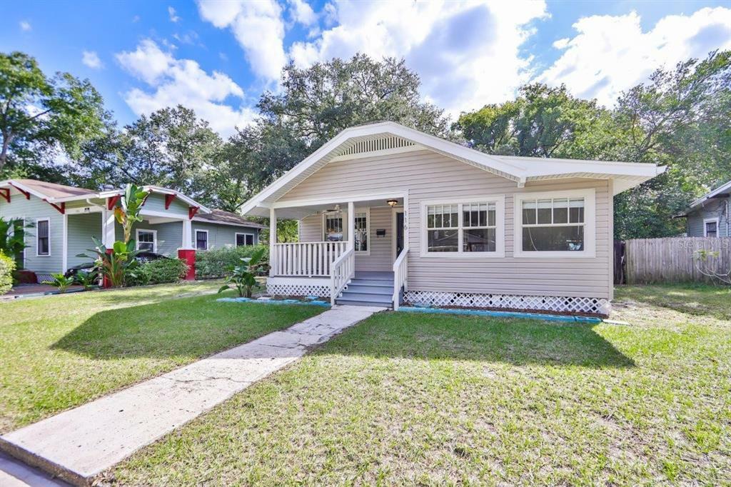 Property Photo: 116 W Powhatan Avenue FL 33604
