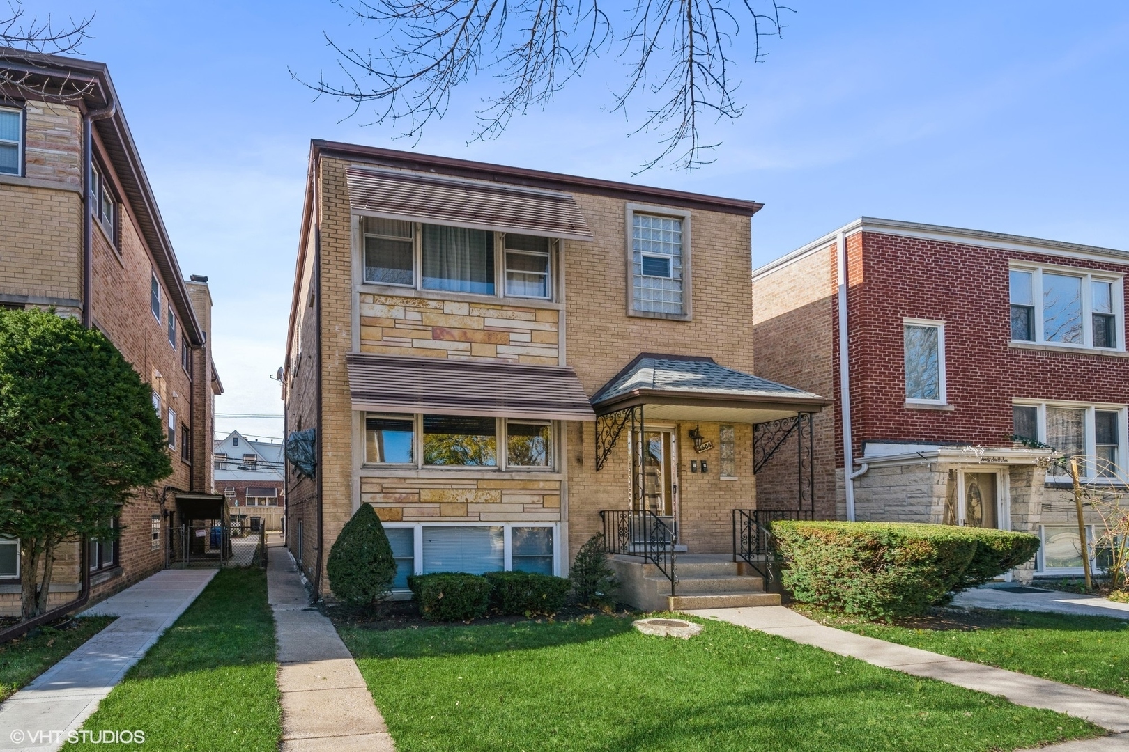 Property Photo:  4604 N Central Avenue  IL 60630 