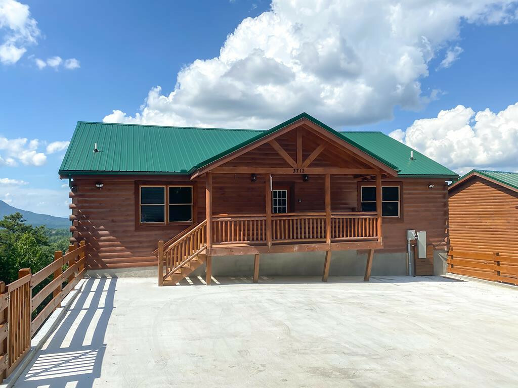 Property Photo: 3712 Tilda Hilltop Way TN 37862