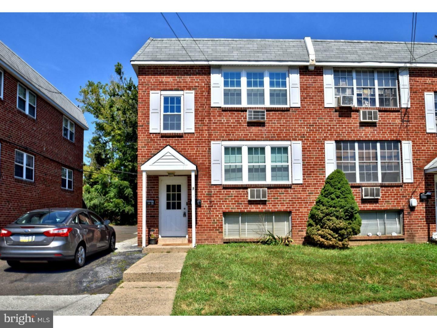 Property Photo:  7 Glenn Circle 1st Floor  PA 19038 