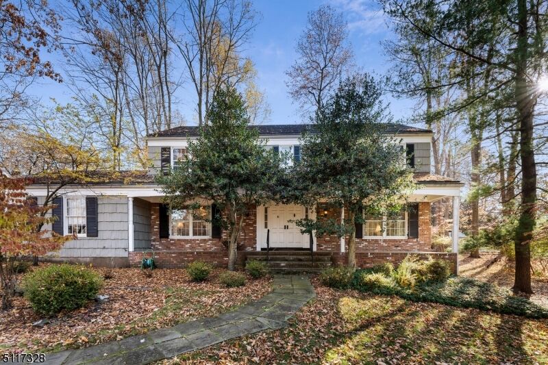 Property Photo:  16 Highfield Ter  NJ 07006 