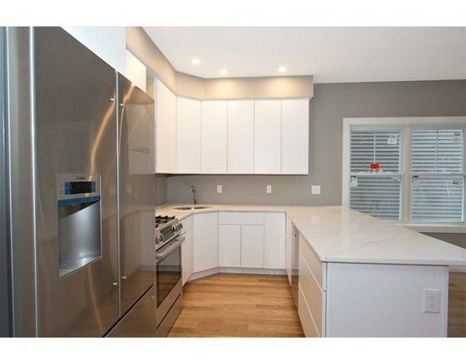 Property Photo:  87 Madison Ave. 1  MA 02149 