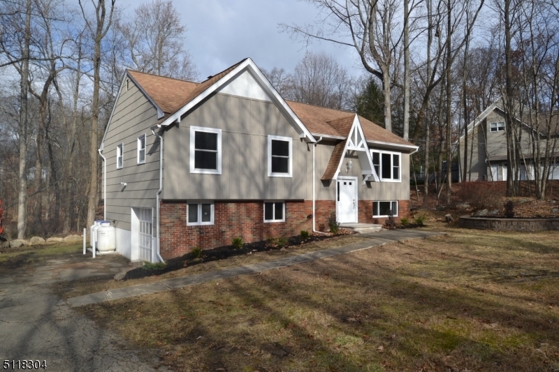 41 Byram Bay Rd  Hopatcong Boro NJ 07843 photo