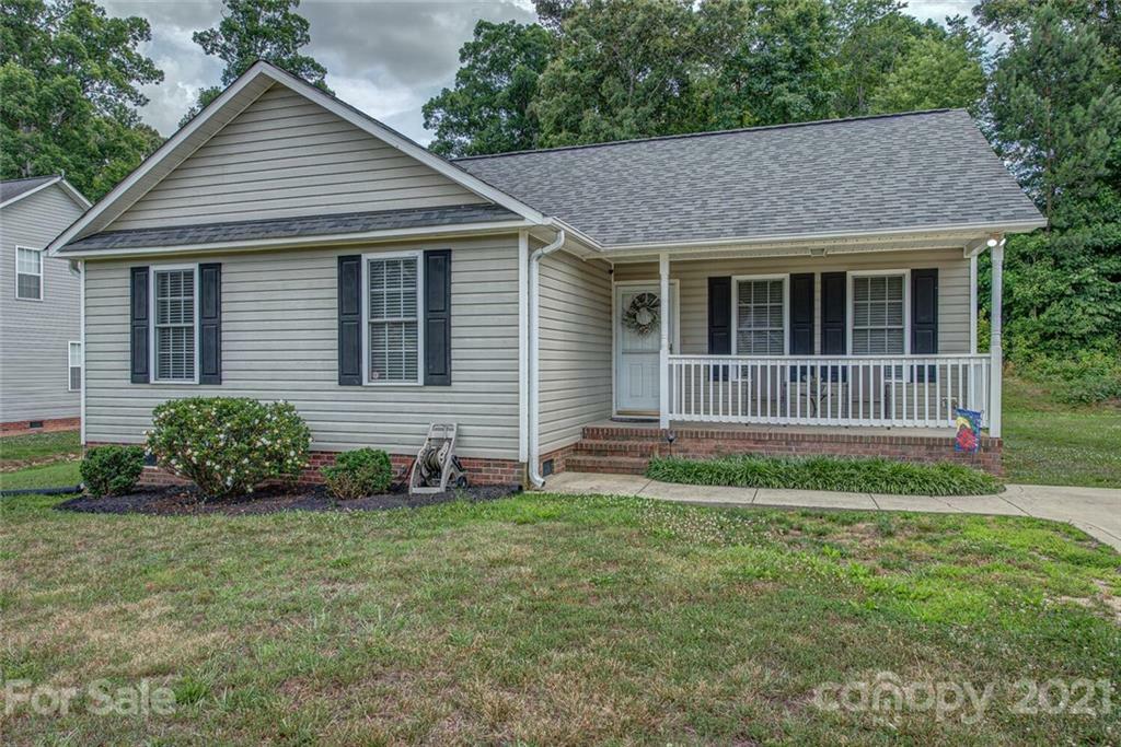 Property Photo:  310 E Iowa Avenue  NC 28016 