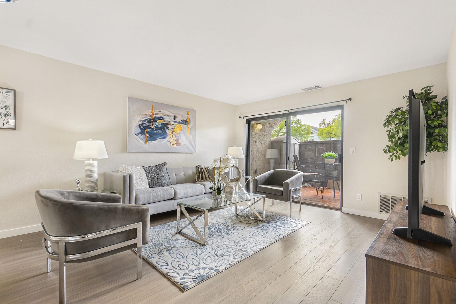 Property Photo: 39953 Cedar Blvd 122 CA 94560