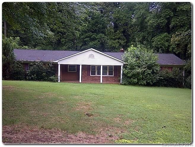 Property Photo: 6243 Donna Drive NC 28213