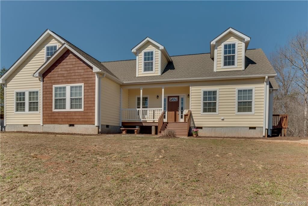 Property Photo: 6410 Big Level Road NC 28756