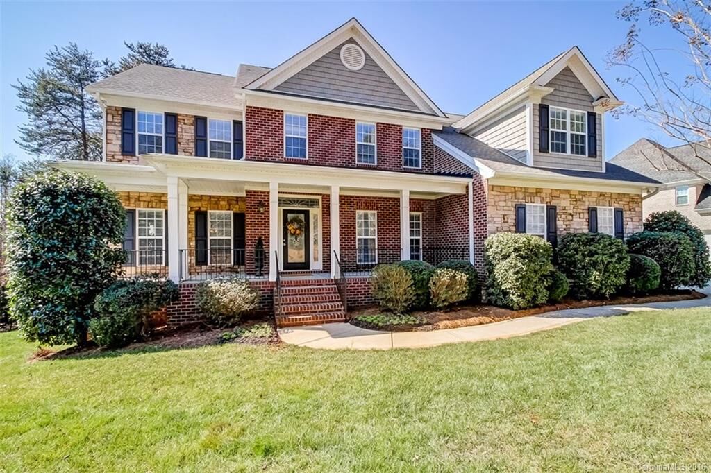 Property Photo: 148 Anniston Way NC 28036