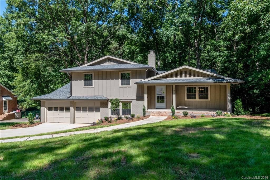 Property Photo:  6352 Saint John Lane  NC 28210 