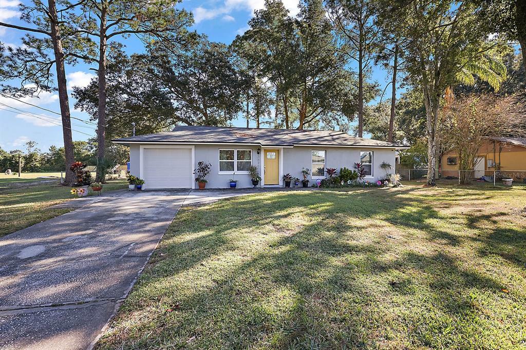 Property Photo: 3679 Mohawk Drive FL 32757