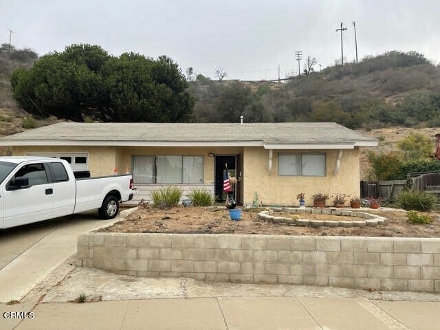 Property Photo:  391 Delaware Drive  CA 93001 