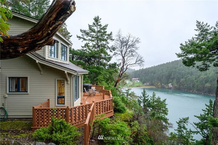 165 East Cove Road  Decatur Island WA 98221 photo