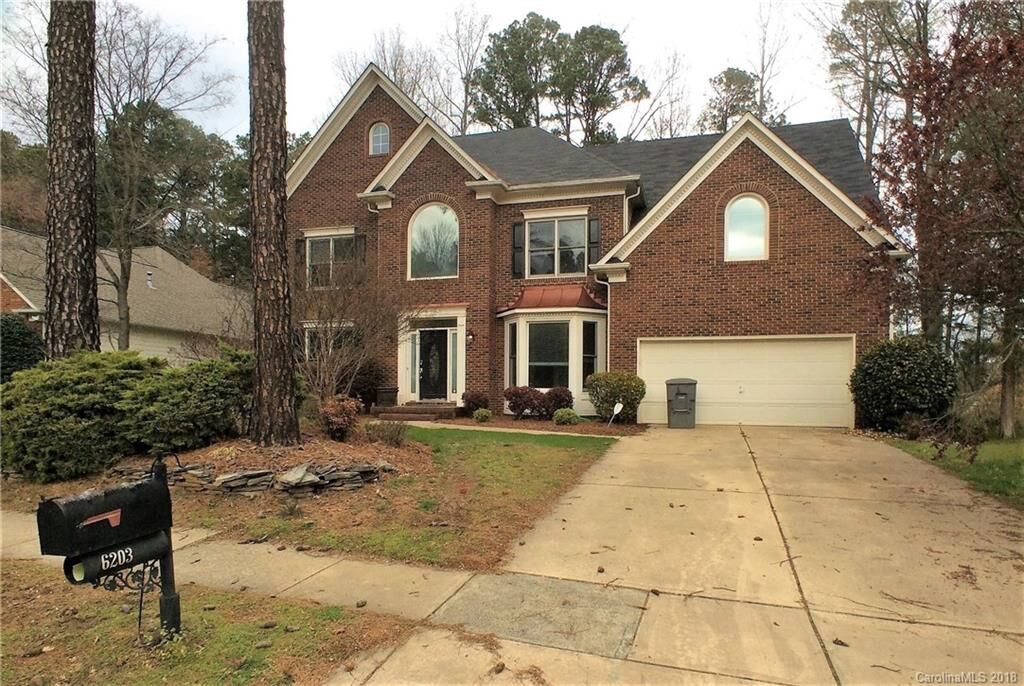Property Photo: 6203 Bells Mill Drive NC 28269