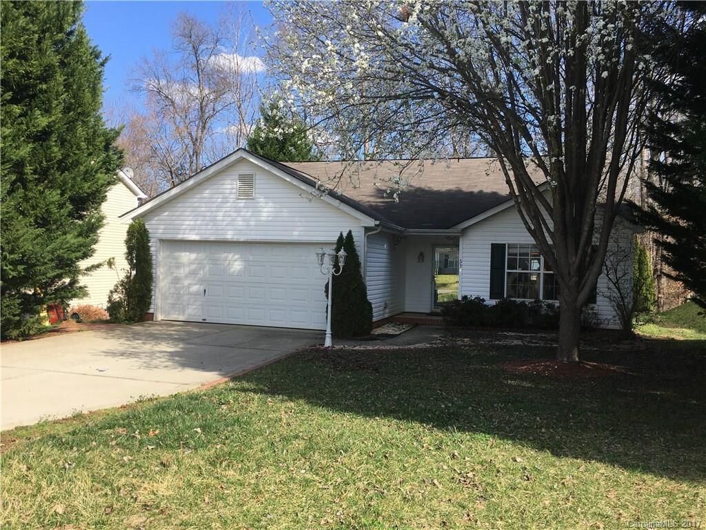 Property Photo:  534 River View Drive  NC 28098 