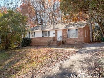 Property Photo:  4914 Delivau Drive  NC 28215 