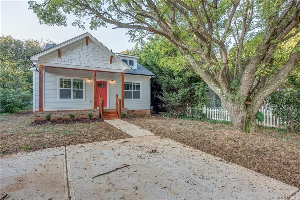 Property Photo: 309 Devine Avenue NC 28012