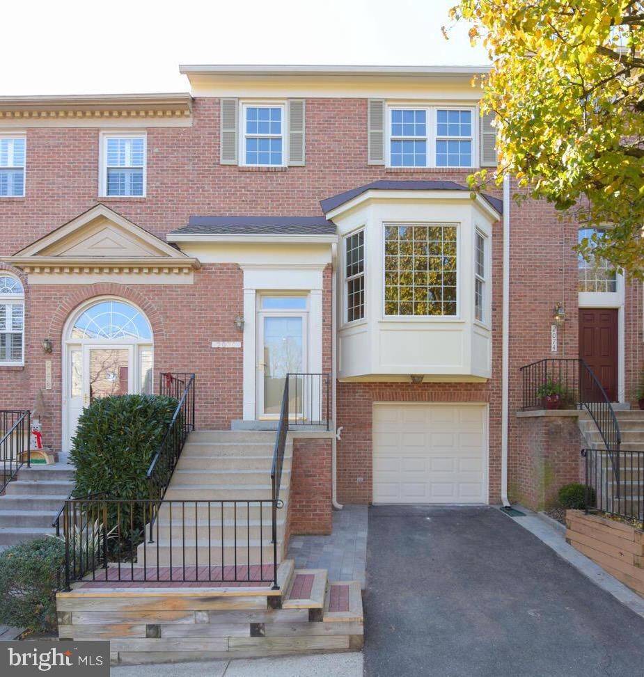 Property Photo:  2076 Van Tuyl Place  VA 22043 