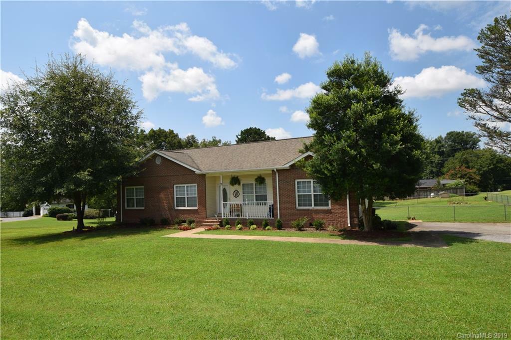 Property Photo:  160 Carlton Drive  NC 28043 