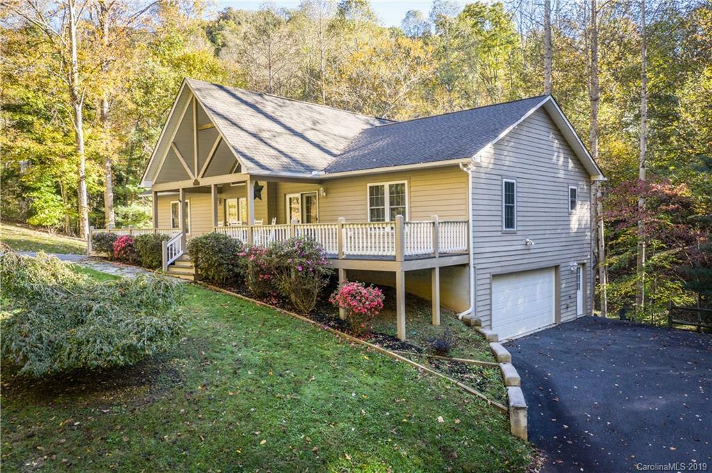 Property Photo:  150 Hideaway Drive  NC 28716 