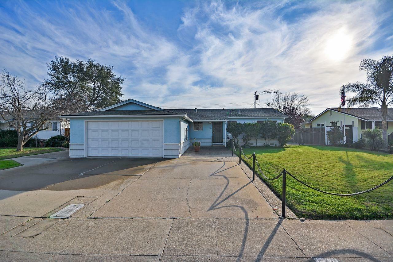 Property Photo:  516 G Street  CA 95632 