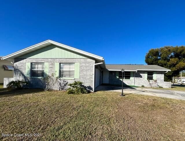 Property Photo: 2540 Wright Avenue FL 32935