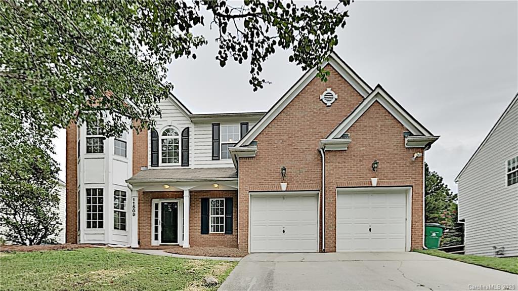 Property Photo:  11509 Leigh Glen Circle  NC 28269 