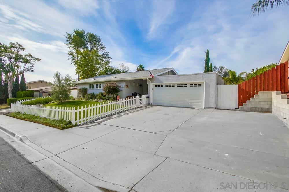 Property Photo:  13502 Carriage Rd  CA 92064 