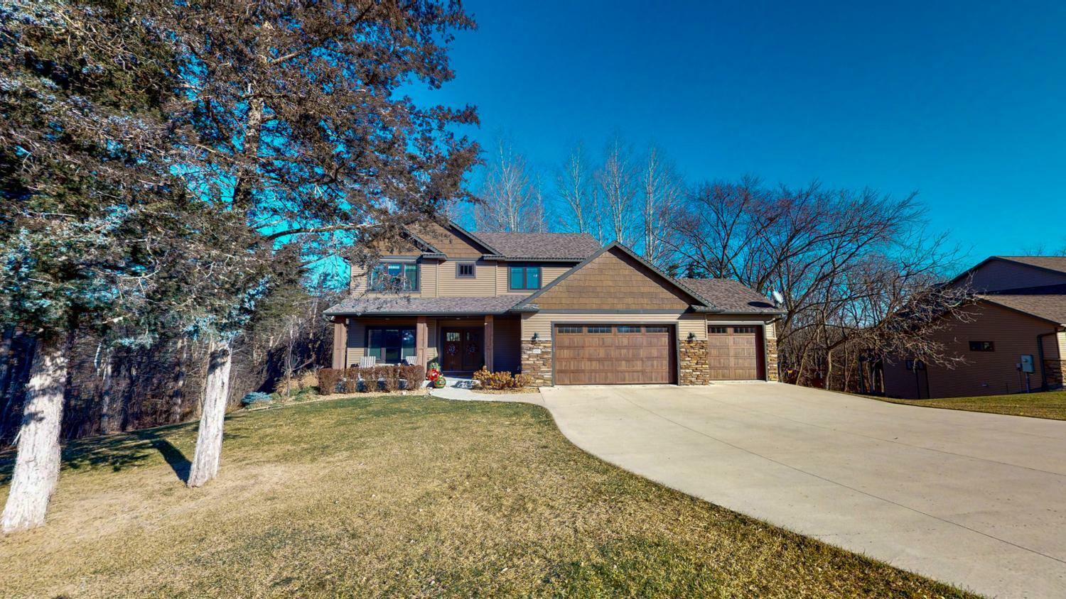 Property Photo:  950 Woodlands Lane SE  MN 55960 