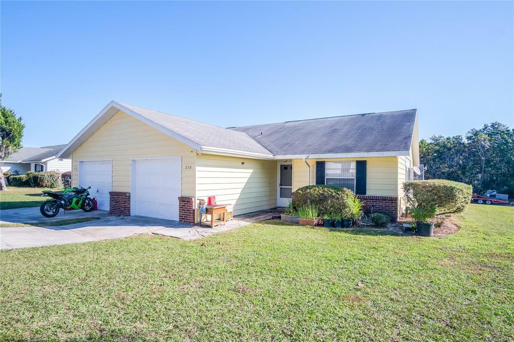 Property Photo:  208 Fernwood Street  FL 34748 