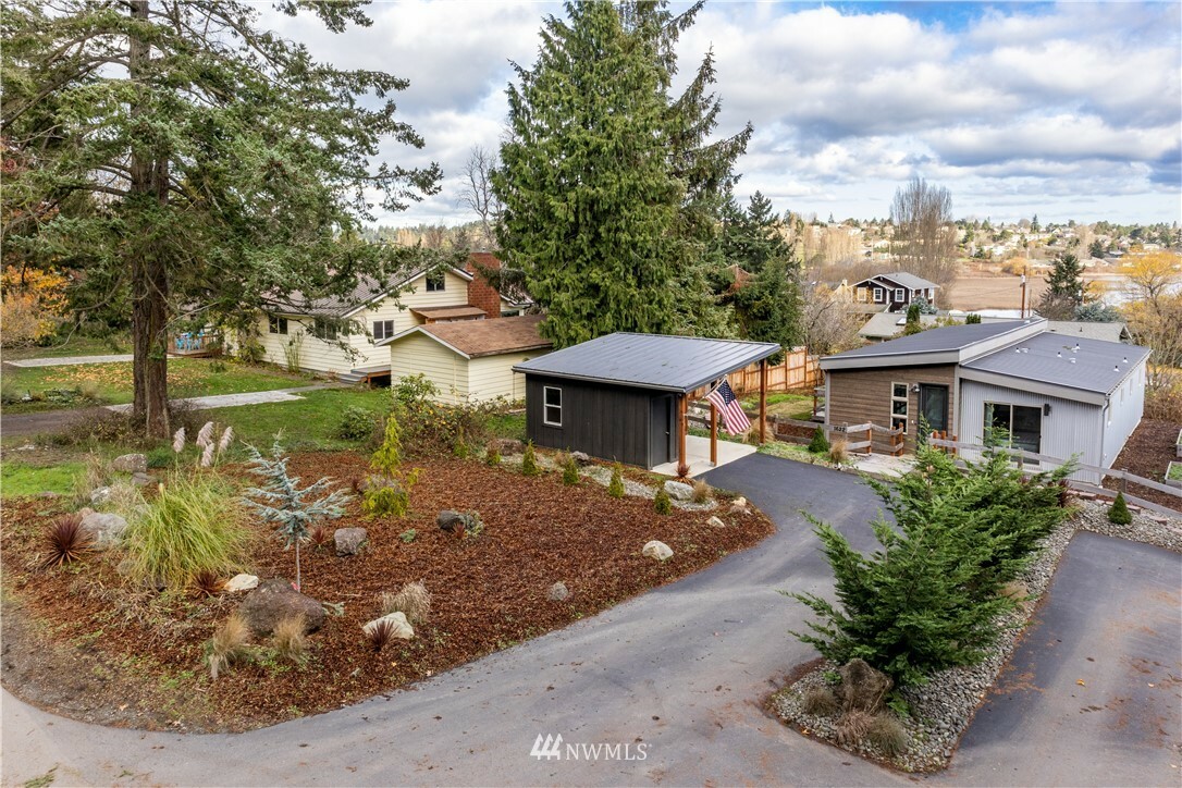 Property Photo:  1622 Hill Street  WA 98368 