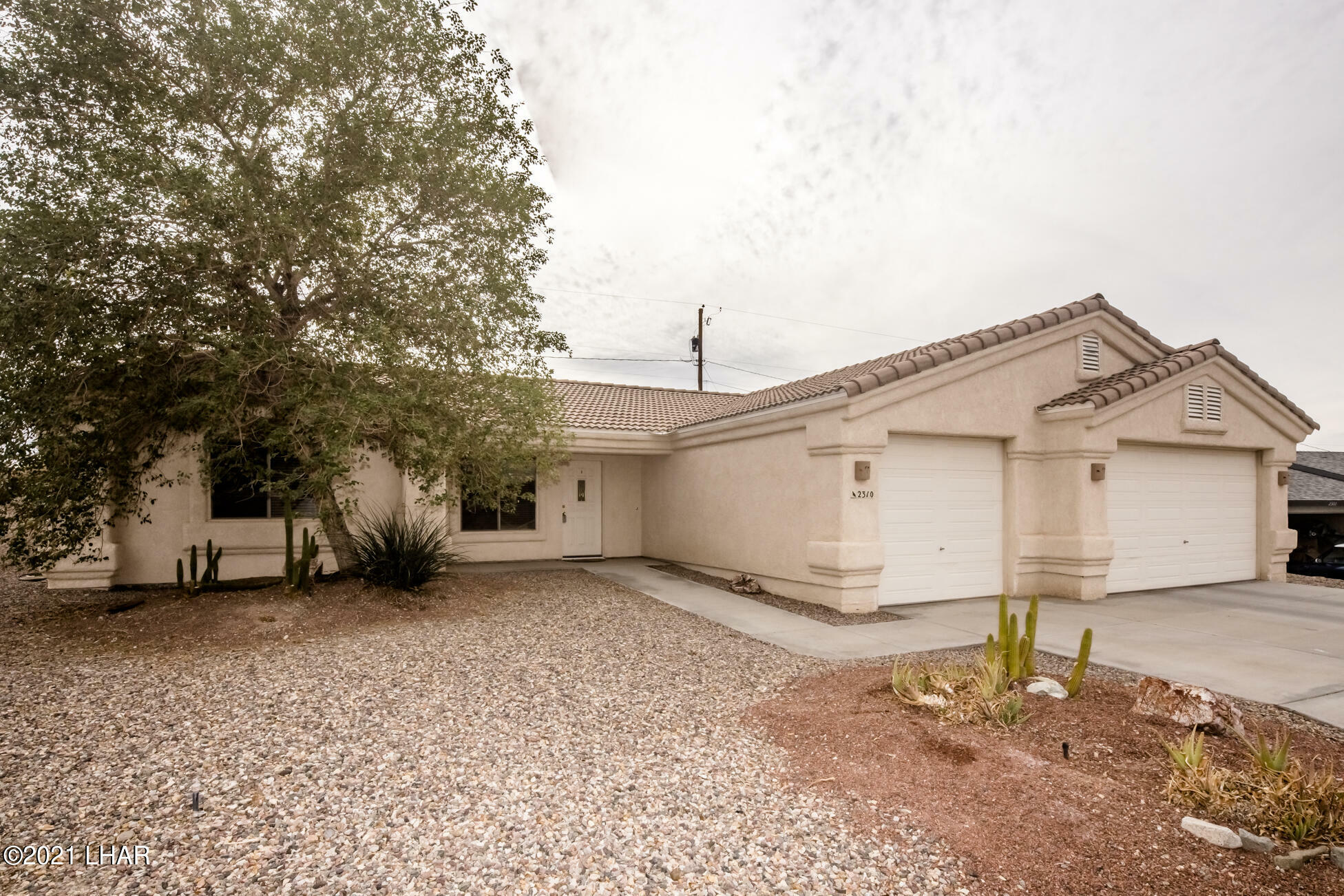 Property Photo:  2310 Porpoise Dr  AZ 86404 