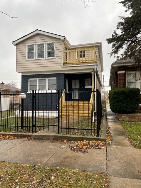 Property Photo: 9352 S Saint Lawrence Avenue IL 60619