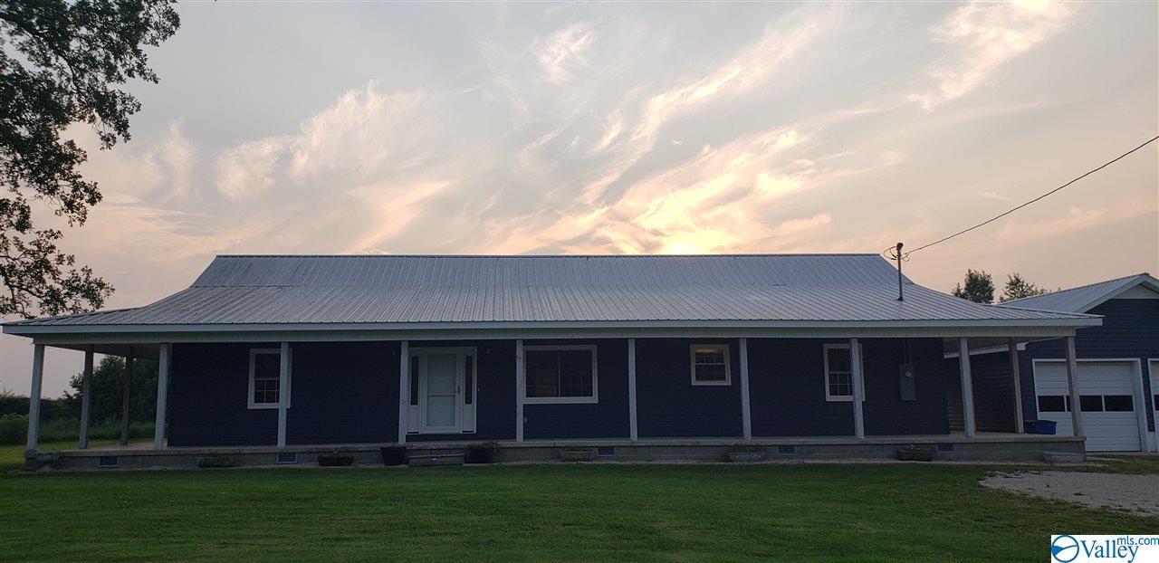 Property Photo: 806 County Road 139 AL 35958