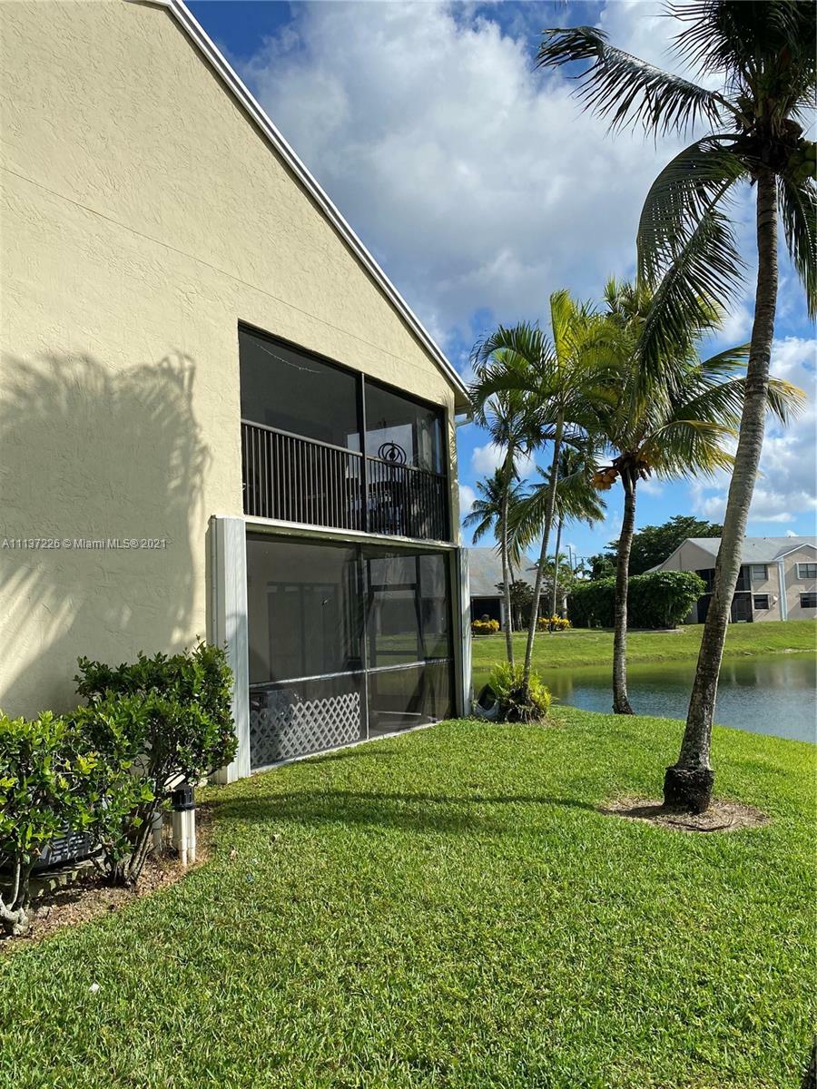 Property Photo:  1211 S Independence Dr 1211A  FL 33034 