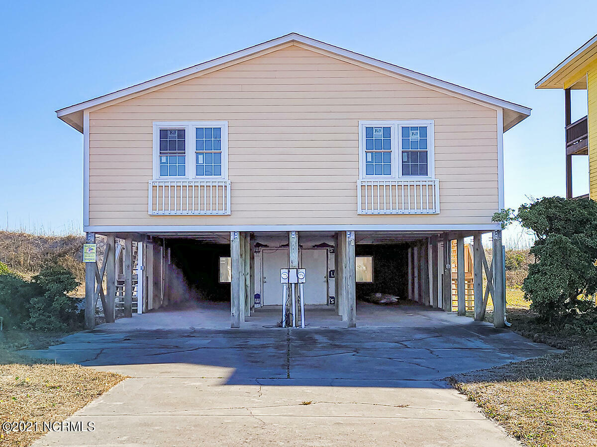 Property Photo:  3068 Island Drive  NC 28460 