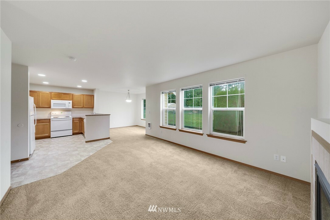 Property Photo: 14854 36th Avenue Ct E 17 WA 98446