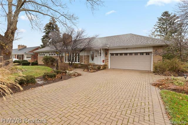 180 Golfcrest Drive  Dearborn MI 48124 photo