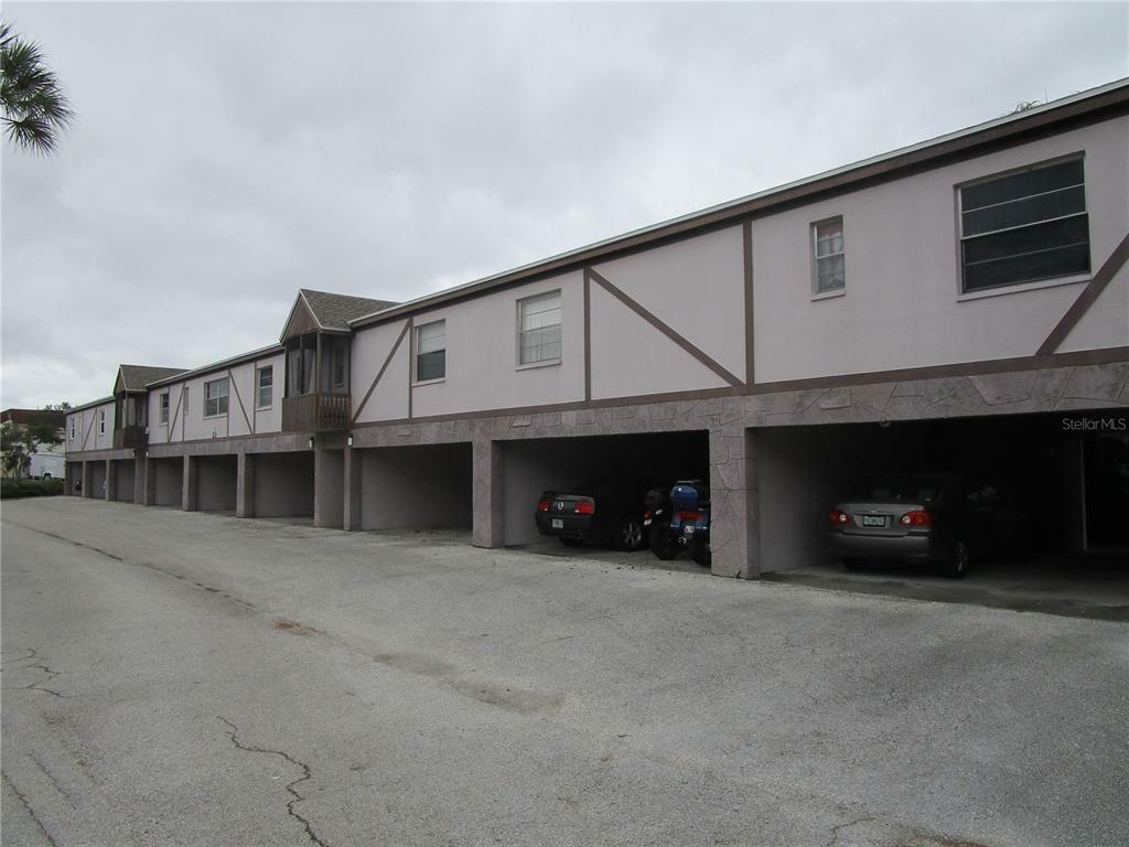Property Photo: 1137 King Arthur Court 517 FL 34698