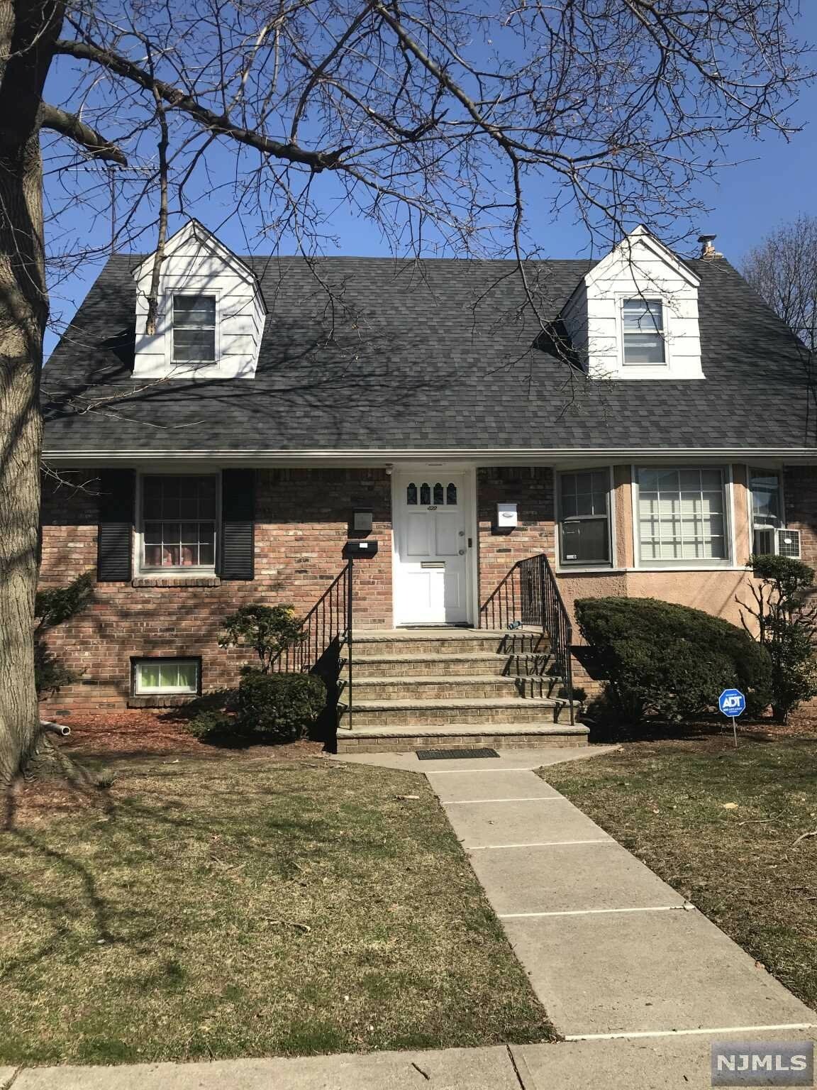 Property Photo: 422 Union Avenue NJ 07070