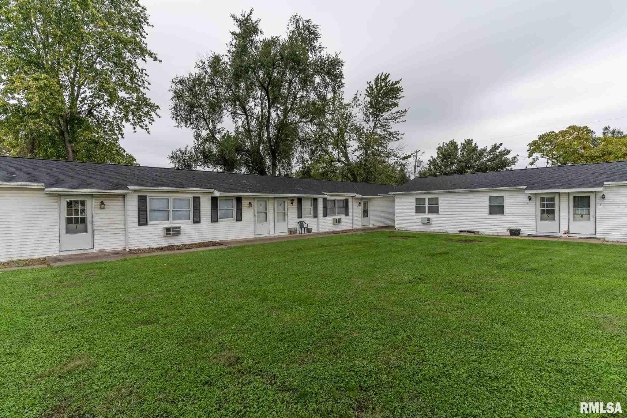 109 E Essex  Glasford IL 61533 photo