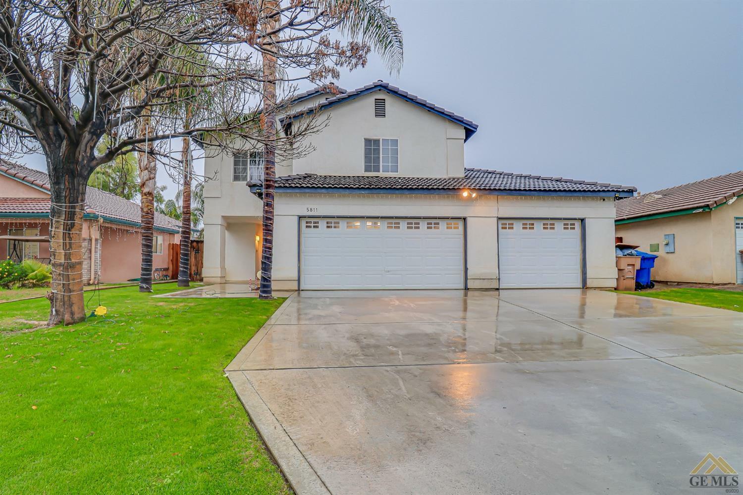 Property Photo:  5811 Arc Dome Avenue  CA 93313 