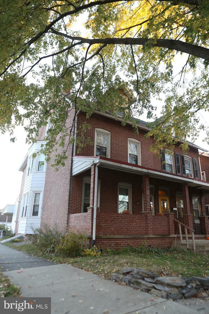 Property Photo:  101 W 10th Avenue  PA 19428 